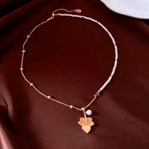 Maple Leaf Pendant Necklace 18K Gold Plated Copper Asymmetrical Artificial Pearl Beads Zircon Retro Light Luxury Jewelry For Women