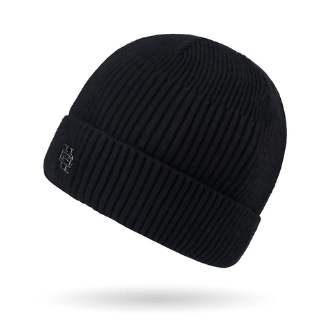 Ribbed Knit Beanie Hat With Metal Logo Warm Winter Skull Cap Windproof Core Spun Yarn For Men Women