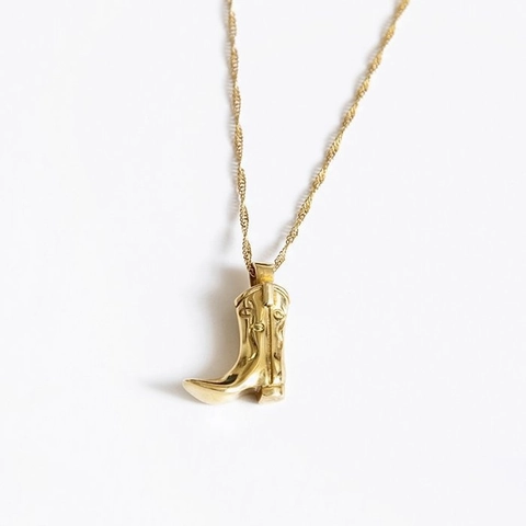 Western Cowboy Boot Pendant Necklace Vintage Alloy Gold Plated Water Wave Chain Jewelry For Women Retro Boho Style