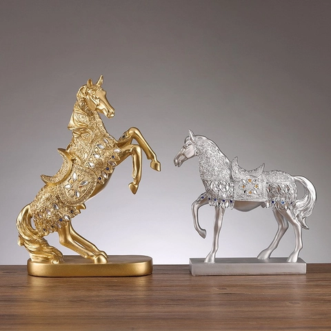 Pferd Statue Harz Figur Strass Ornamente Glück Erfolg Home Office Desktop Dekoration Einweihungsgeschenk Luxus