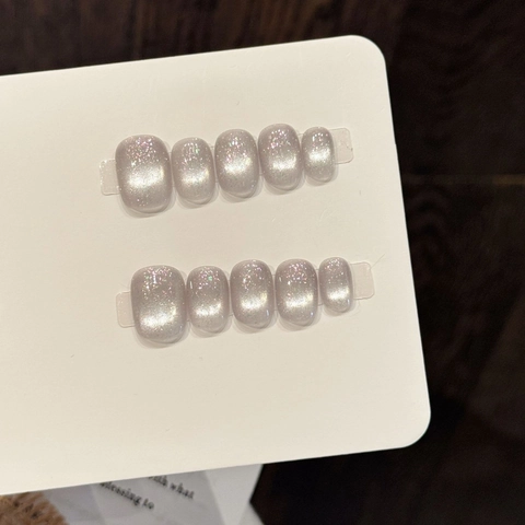 Handmade Press On Nails Cat Eye Silver Gray Shimmer Short Square Round Glitter Fake Nails Reusable Elegant