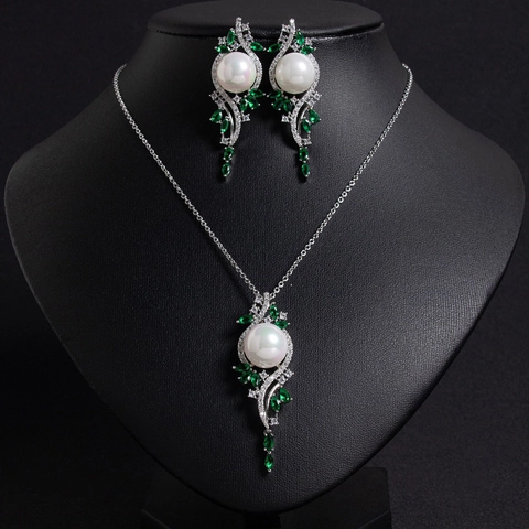 Set di Gioielli Geometrici con Goccia d'Acqua Perla Artificiale Collana Orecchini Rame Strass Moda Elegante Donna