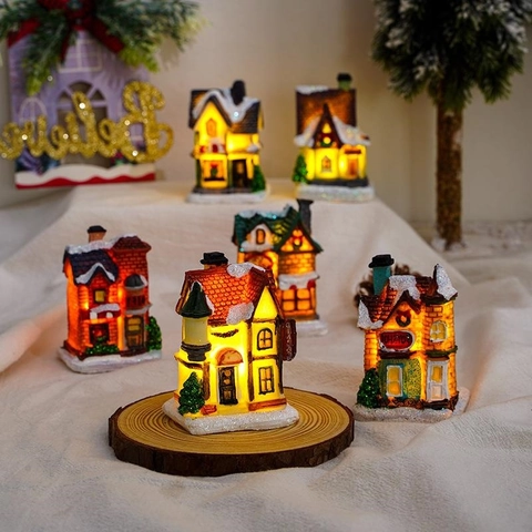 Weihnachts Dorf Haus Miniatur Harz LED Leuchtende Schneeszene Gebäude Ornament Desktop Haus Deko Geschenk