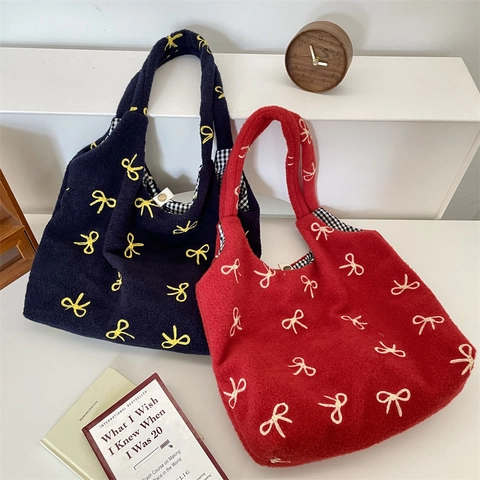 Bolso De Hombro De Peluche Bordado De Lazo Gran Capacidad Dulce Kawaii Bolso De Mano De Invierno Con Forro Gingham