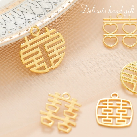 Charms En Alliage Métallique Doré Pendentifs Double Bonheur Renne Cœur Pour Création De Bijoux Décoration Cadeau Mariage