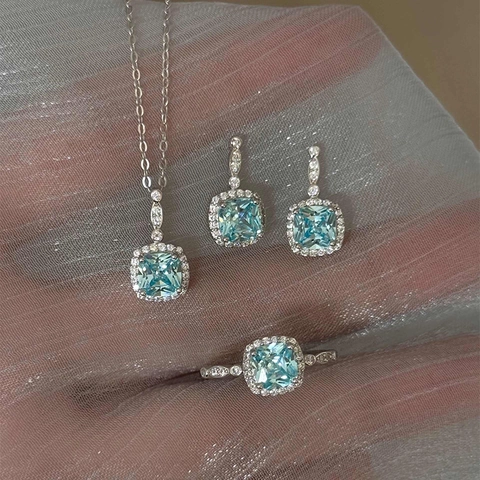 Collana Con Pendente Quadrato In Gemma Blu Lusso Strass Halo Catena In Rame Gioielli Di Moda Eleganti Da Donna