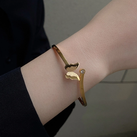 Fashion Stainless Steel Butterfly Open Bangle For Women Frosted Matte Rhinestone Inlaid Adjustable Elegant Jewelry Bracelet