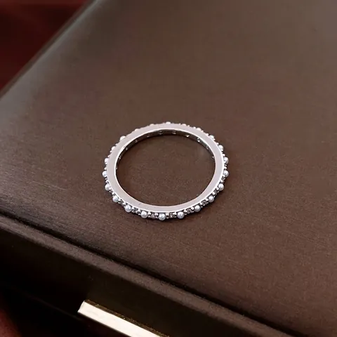 Anello Eternity Vintage Rame Placcato Oro 14K Perla Artificial Di Imitazione Rotonda Zircone Scintillante Gioielli Da Donna