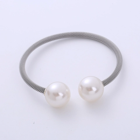 Eleganter Edelstahl Maschengewebe Manschettenarmreif Für Damen Mit Doppelten Großen Weißen Künstliche Perlen Verstellbares Armband