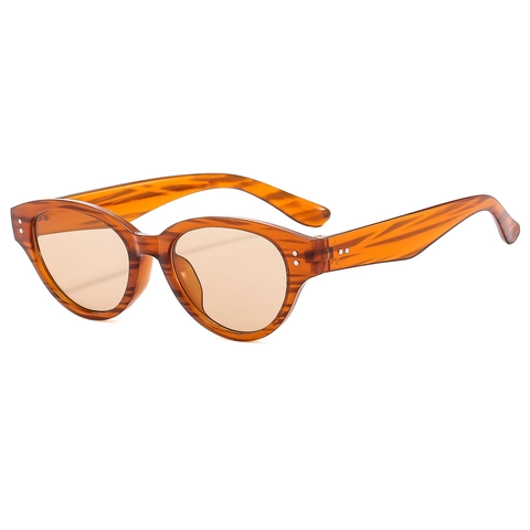 Vintage Kattenoog Zonnebril Retro Mode UV400 Bescherming PC Frame Bril Met Klinknagel Decoratie Voor Dames Heren