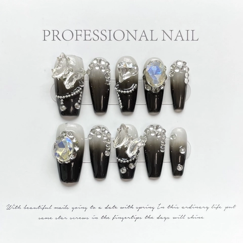 Handmade Press On Nails Gradient Black White Crystal Butterfly Rhinestone Luxury 3D Reusable Fake Nails For Women