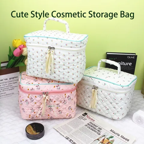 Gewatteerde Polyester Make-Up Tas Grote Capaciteit Bloemen Kers Print Toilettas Organisator Met Handvat