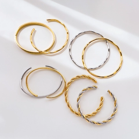 Minimalistisches Wellen Armband Edelstahl Mobius Kurve Gedrehtes Seil Manschette Geometrischer Schmuck Damen