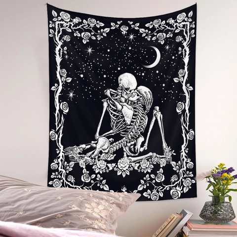 Skeleton Lovers Kissing Tapestry Black And White Polyester Wall Hanging For Bedroom Gothic Rose Moon Star Aesthetic