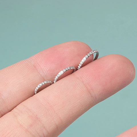 G23 Titanium Hinged Segment Clicker Ring Body Piercing Jewelry With Cubic Zirconia For Septum Nose And Ear Cartilage
