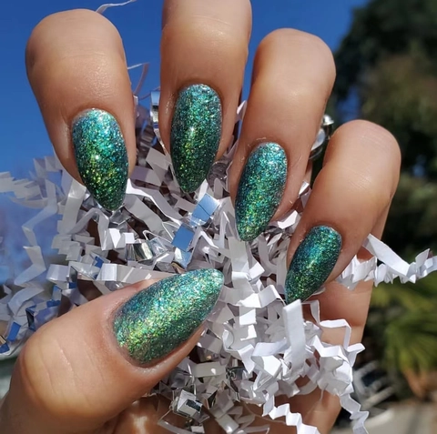 Uñas Postizas Press On Largas Almendras Stiletto Brillo Degradado Holográfico Verde Resplandeciente Manicura Para Mujeres Diario Fiesta