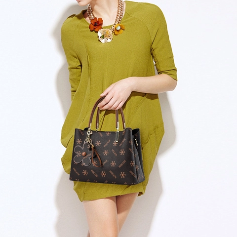 Bolso De Mano Para Mujer Cuero PU Estampado Monograma Retro Con Correa Ancha Y Adorno Floral Bolso Bandolera