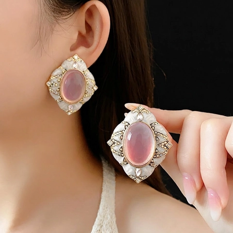 Boucles D'oreilles En Alliage De Style Palais Vintage Avec Pierre Précieuse En Résine Ovale Rose Strass Et Tige D'oreille En Argent Accessoire De Luxe Rétro Pour Femmes