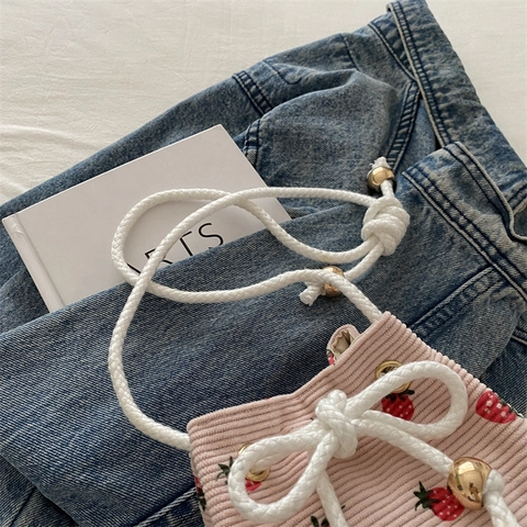 Bolso Bombonera De Pana Con Estampado De Fresa Para Mujer Bolso De Hombro Cruzado Casual Y Dulce