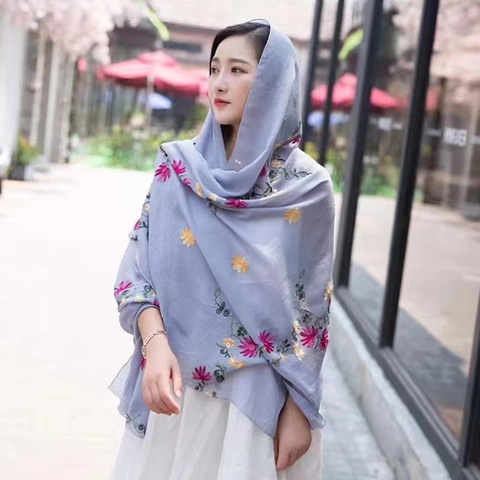 Ethnic Embroidered Floral Cotton Scarf Shawl For Women Vintage Daisy Pattern Sunscreen Beach Wrap Winter Scarf Accessory