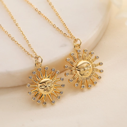 Collana Con Pendente Viso Di Sole Placcata Oro 18K Rame Zirconia Celeste Boho Gioielli Di Moda Per Donna
