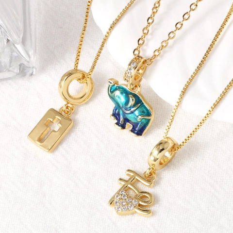 Collier Pendentif en Cuivre Plaqué Or 18K pour Femme Croix Carrée Tag Émail Éléphant Cœur Strass Bijoux de Mode