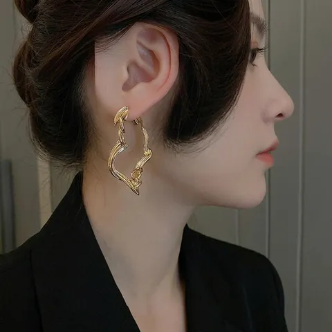 Gouden Gedraaide Geometrische Oorbellen Met 925 Sterling Zilveren Oorsteker Onregelmatige Gegolfde Gestreepte Metalen Studs