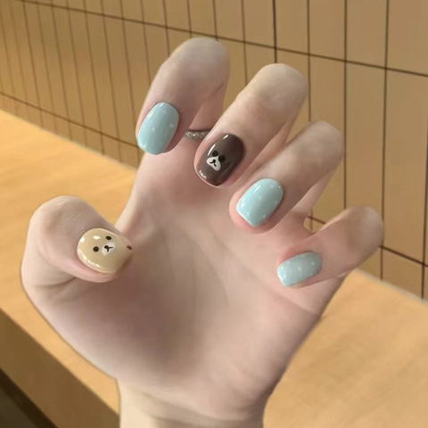 Uñas Postizas De Oso De Dibujos Animados Cortas Cuadradas Redondas Plástico ABS Puntos Polka Brillantes Removibles