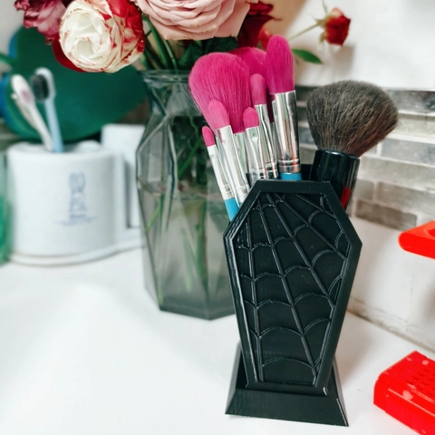 Gothic Coffin Makeup Brush Holder Spider Web Bat Pattern Plastic Desktop Organizer Vanity Spooky Home Decor