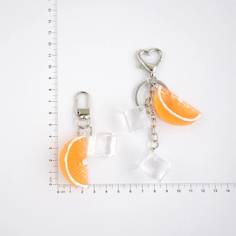 Simulation Fruit Slice Ice Cube Keychain Resin Alloy Key Ring Bag Charm Pendant For Women Student Fresh Summer Style