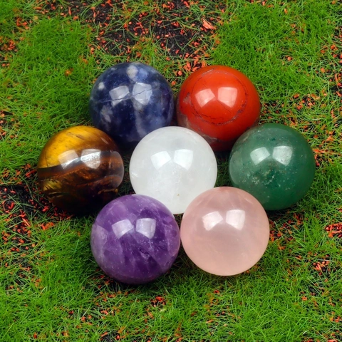 Natural Crystal Stones Amethyst Rose Quartz Healing Energy Wands Spheres Meditation Home Decor Gift Minimalist