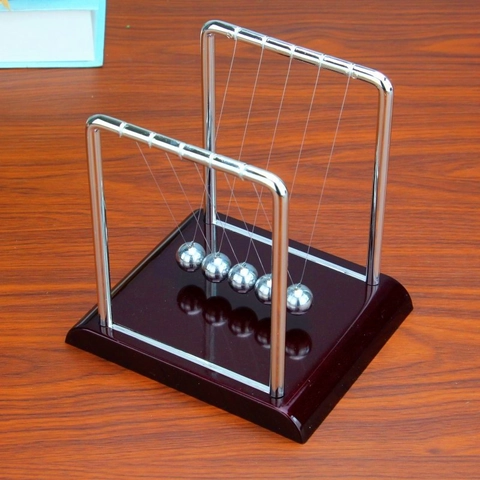 Pendolo Di Newton Sfere Di Equilibrio Fisica Metallo Plastica Decorazione Scrivania Giocattolo Educativo Regalo Ufficio
