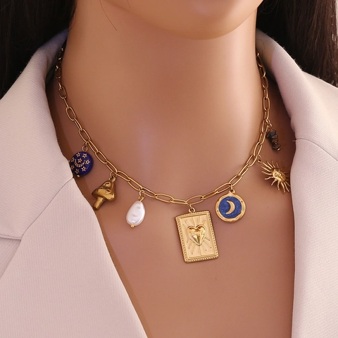 Collana Con Ciondoli Multipli In Acciaio Inossidabile Placcato Oro Sole Luna Fungo Cuore Smalto Perla Artificial Imitazione