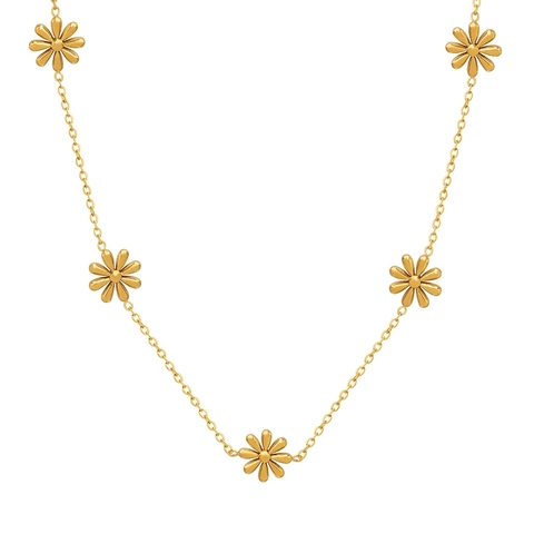 Daisy Flower Pendant Necklace Titanium Steel Gold Plated Chic Floral Jewelry For Women Minimalist Style Elegant