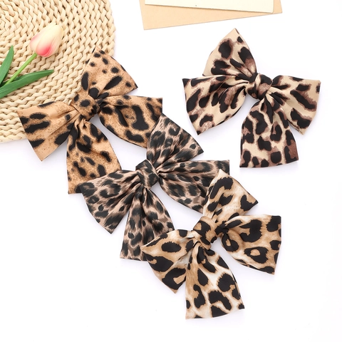 Pinza Para El Cabello Con Lazo Y Estampado De Leopardo Pasador De Resorte De Tela De Satén Grande Para Mujer