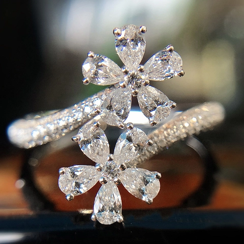 Anillo Doble Flor Cobre Corte Pera Circonita Ajustable Banda Abierta Joyería Elegante Mujeres