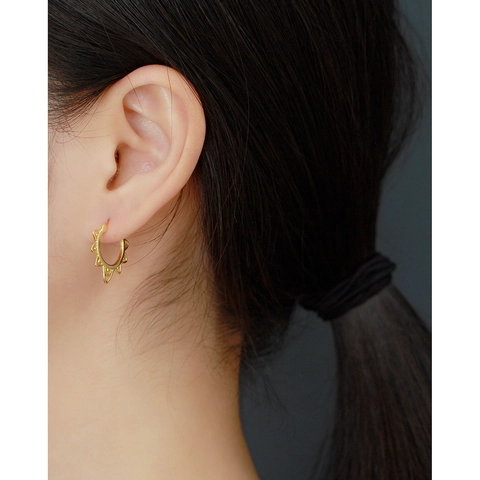 925 Sterling Silver Hoop Earrings Retro Hollow Sunburst Pattern Ear Buckles Ins Style Metal Jewelry For Women