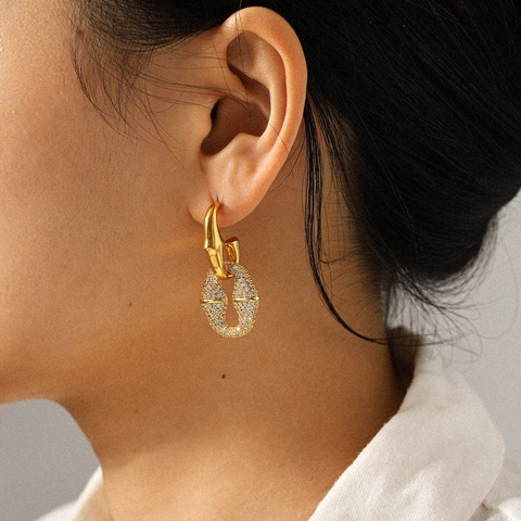 Stainless Steel Hoop Earrings 18K Gold Plated Micro Pave Cubic Zirconia Geometric Horseshoe Interlocking Jewelry For Women