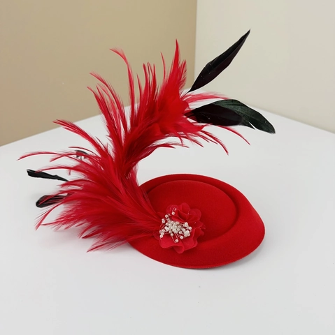Βίντατζ Καπέλο Fascinator Pillbox Μεγάλο Φτερό Πλέγμα Ανθικό Μαργαριτάρι Αξεσουάρ Μαλλιών Γάμου Πάρτι Κομψό για Γυναίκες