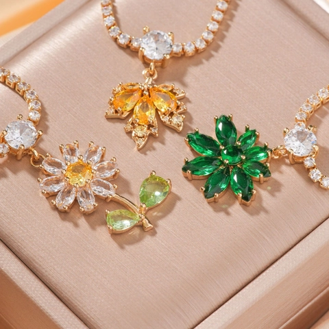 Moda Foglia Di Acero Fiore Ciondolo Collana Rame Intarsiato Zircone Cristallo Gioielli Per Le Donne Gioielli Di Tendenza