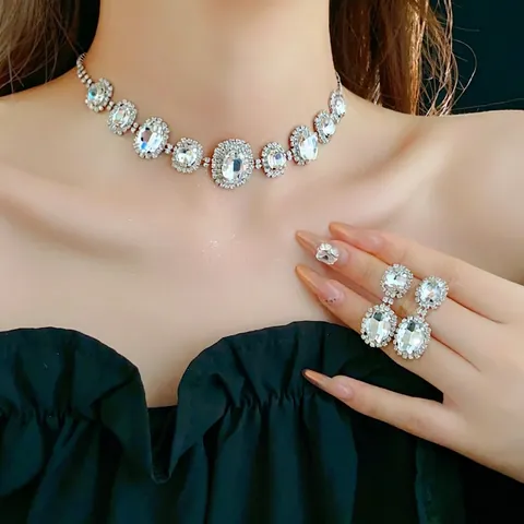 Luxuriöse Halskette Und Ohrringe Aus Legierung Mit Strass Ovaler Schliff Kristall Besetzt Brautschmuck Für Damen