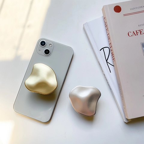 Irregular Metal Pebble Phone Grip Expanding Socket Holder Electroplated Alloy For Smartphones Modern Minimalist