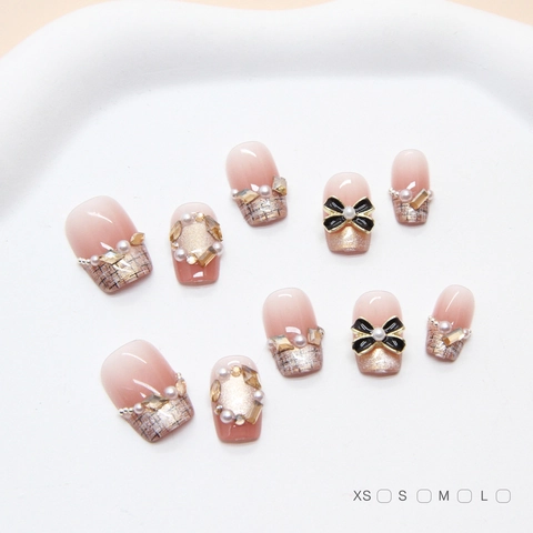 Handgefertigte Künstliche Fingernägel Mit Tweed Muster Katzenauge Nude Pink Künstliche Perle Strass Schleife Dekor Wiederverwendbar