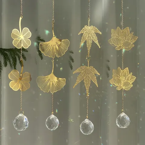Crystal Suncatcher Prism Hanging Ornament Metal Alloy Leaf Lotus Clover Rainbow Maker Garden Window Decor