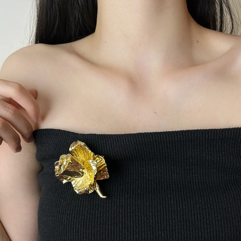 Vintage Legering Roos Bloem Broche Voor Vrouwen Goud Zilver Metaal Grote Florale Speld Voor Jas Pak Sieraden Cadeau