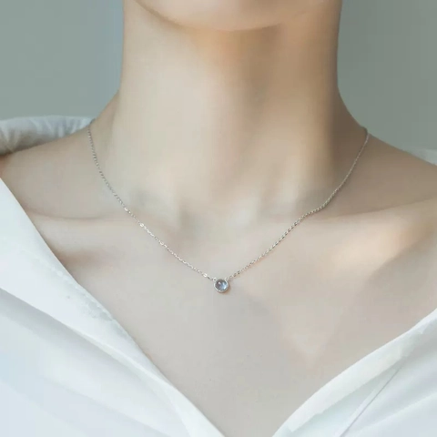 S925 Argento Sterling Cuore Dell'Oceano Collana per Donna Semplice Blu Tondo Vetro Artificiale Ciondolo Collana Moda Gioielli Regalo