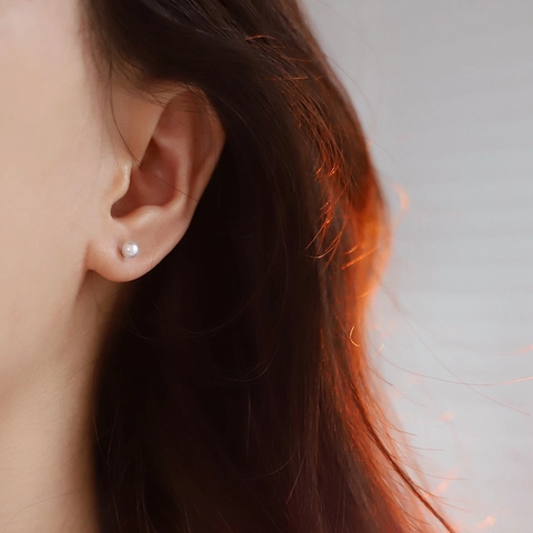 Titanium Stahl Bär Ohrringe Mit Edelstahl Ohrstecker Und Kunstperlen Vielseitiger Stil Cartoon Schmuck
