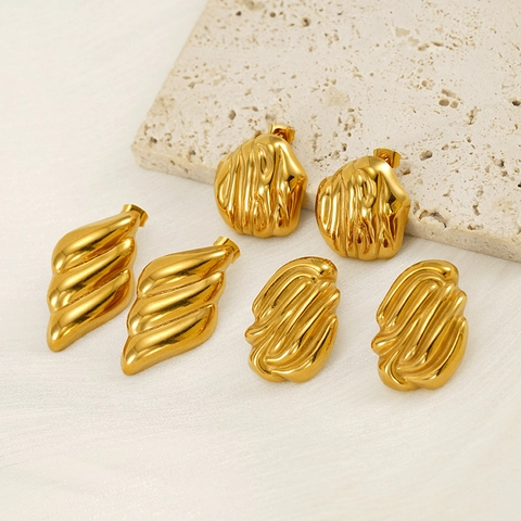 Irregular Pleated Stud Earrings 18K Gold Plated Stainless Steel Wave Texture Minimalist Fashion Jewelry For Women