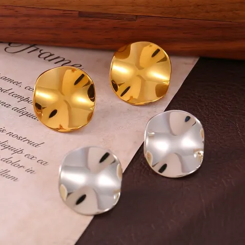 Boucles D Oreilles Clous Géométriques Irrégulières Acier Titane Plaqué Or Texture Pliée 3D Motif Vague Bijoux Femmes