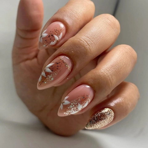 Mandelform Press On Nägel Nude Rosa Blumenmuster Mit Goldenem Glitzer Elegant Full Cover Für Damen Frischer Stil